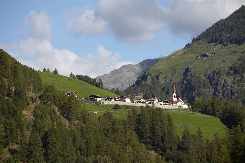 Goldene Rose Karthaus Hotel Senales/Schnals Exterior foto